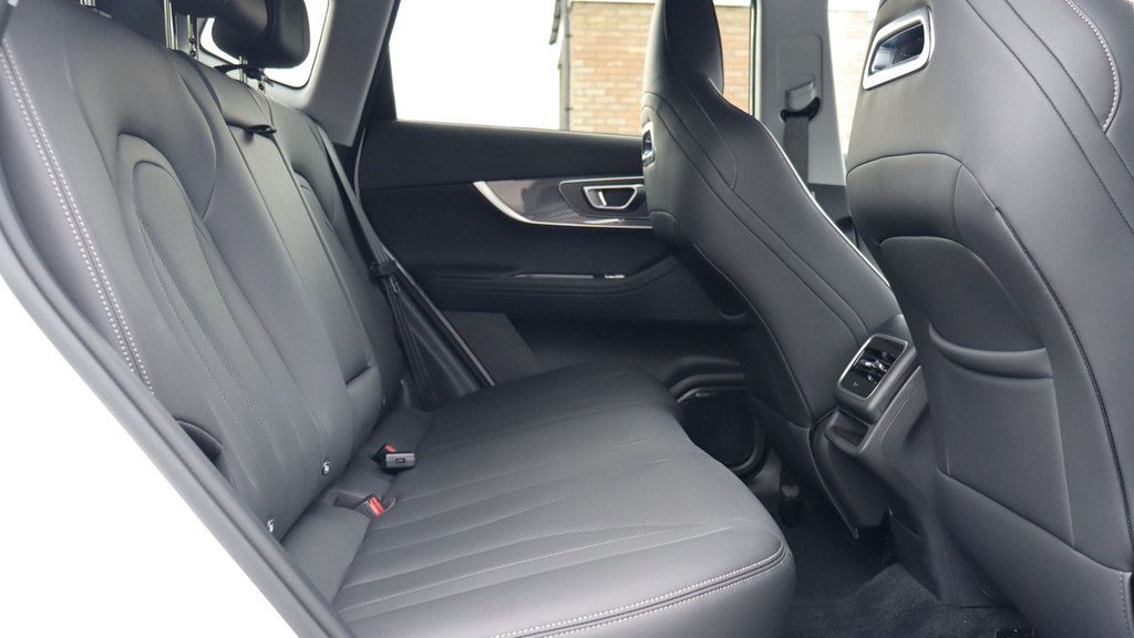 Chery Tiggo 7 1.5T 18.4Kwh Summit Dht1 Euro 6 Ss Silver #56