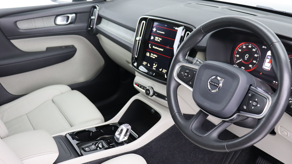Volvo XC40 T4 Fwd Inscription Pro Blond Leather, Sunroo DG20VTY #4