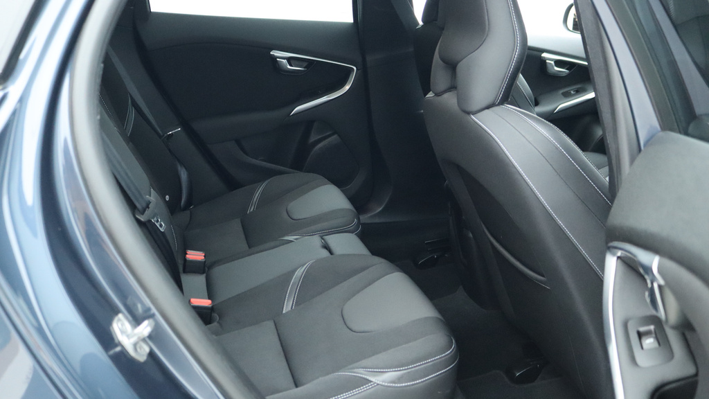 Volvo V40 D2 Momentum Park Assist, Upgraded Alloys,  #6
