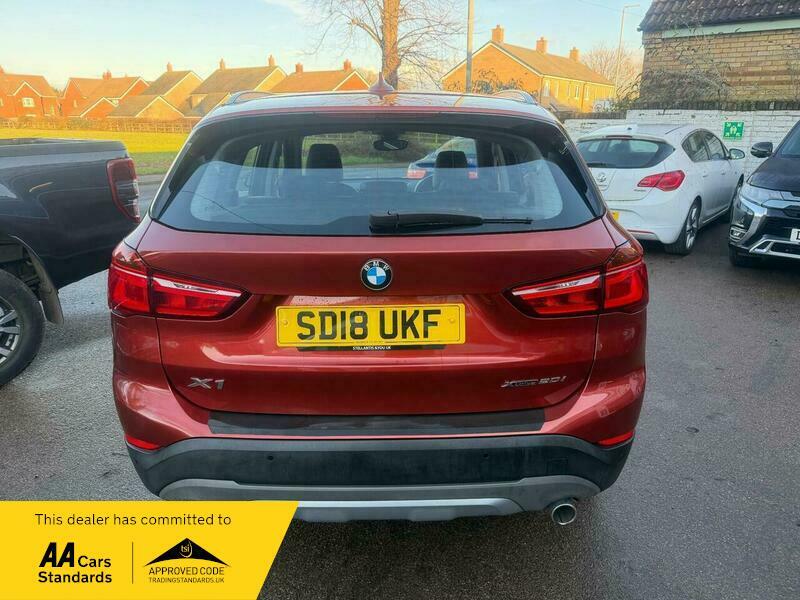 BMW X1 2.0 20I Xline Orange #6