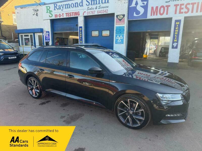 Skoda Superb 1.4 Tsi Iv 13Kwh HK23VWL Black #3