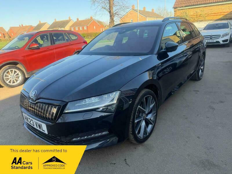 Skoda Superb 1.4 Tsi Iv 13Kwh HK23VWL Black #4