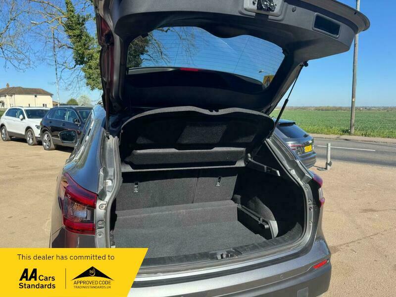 Nissan Qashqai 1.2 Dig-t N-connecta Euro DN18EHR Grey #6