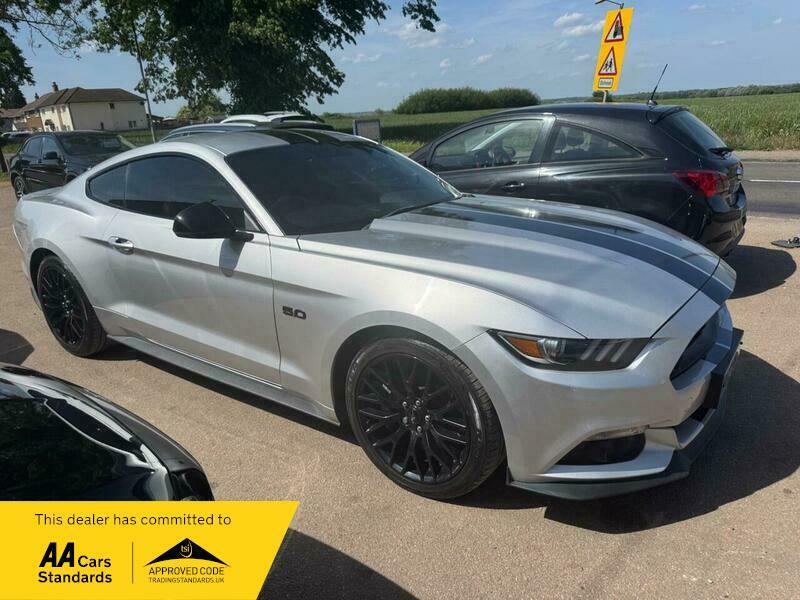 Ford Mustang 5.0 V8 Gt Fastback Silver