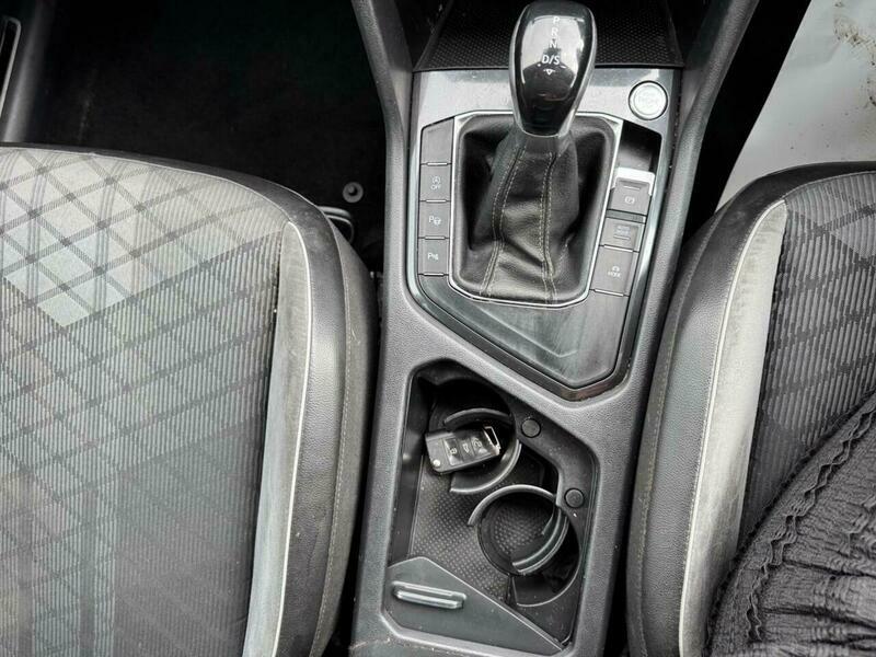 Volkswagen Tiguan Life Grey #23