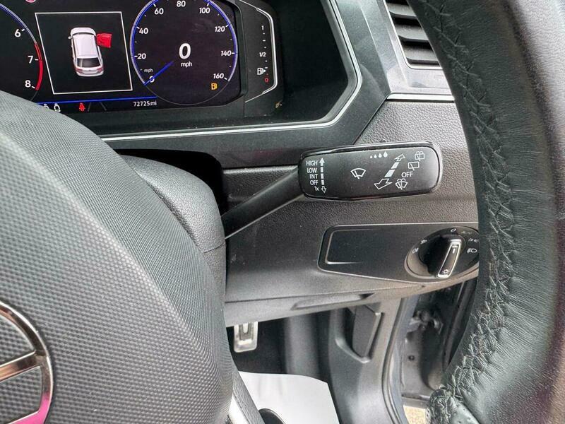 Volkswagen Tiguan Life Grey #22