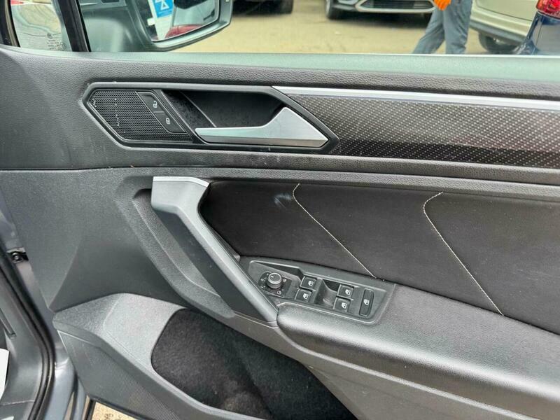 Volkswagen Tiguan Life Grey #15
