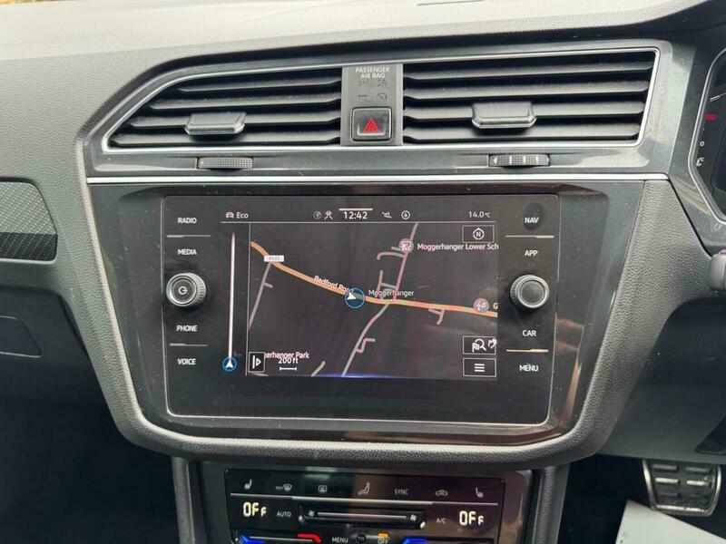 Volkswagen Tiguan Life Grey #20
