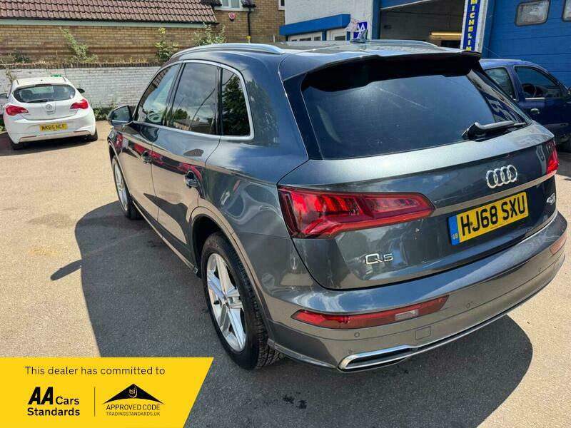 Audi Q5 2.0 Tdi 40 S HJ68SXU Grey #6