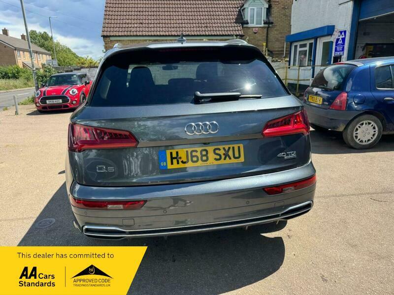 Audi Q5 2.0 Tdi 40 S HJ68SXU Grey #5