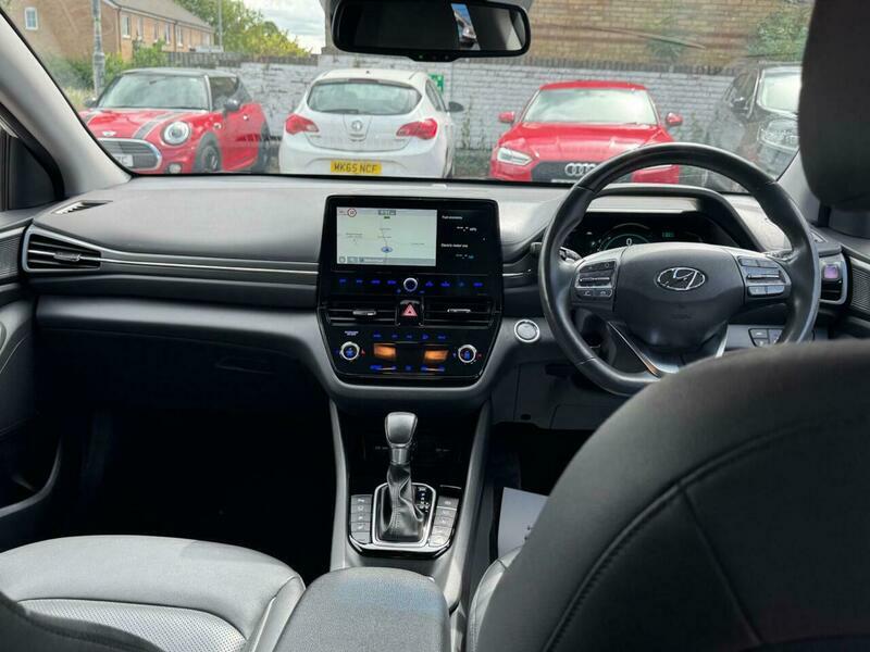 Hyundai Ioniq Hatchback White #29