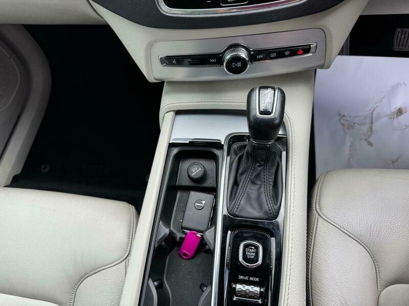 Volvo XC90 Suv Silver #36