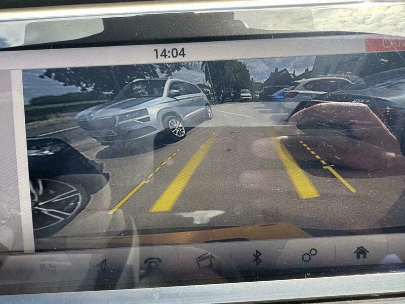 Land Rover Range Rover Velar R-dynamic S White #28