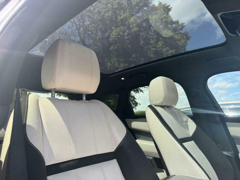 Land Rover Range Rover Velar R-dynamic S White #17