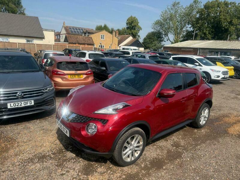 Nissan Juke 1.6 N-connecta Xtron Euro Red #2