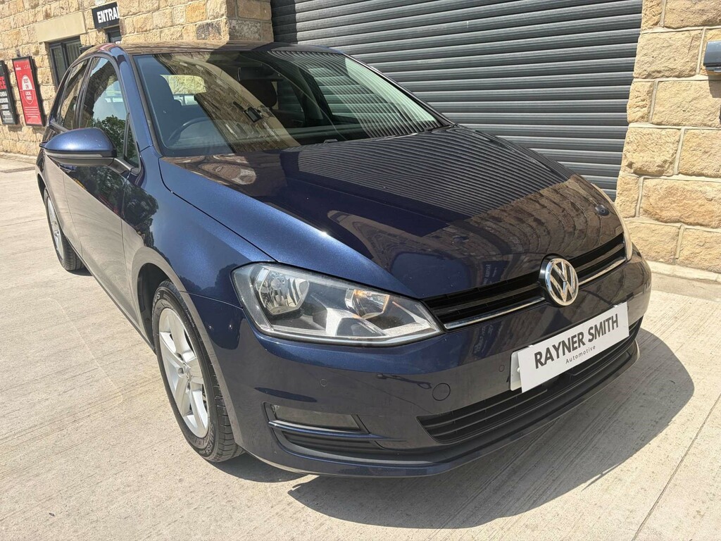 Volkswagen Golf 2015 2.0 Tsi Bluemotion Tech R Hatchback Petro Blue #1