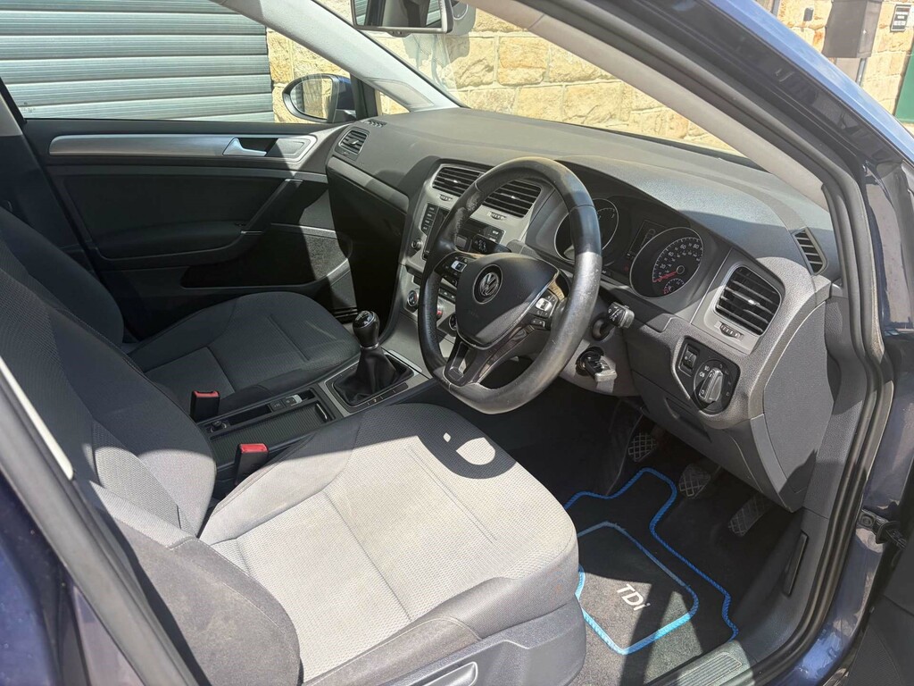 Volkswagen Golf 2015 2.0 Tsi Bluemotion Tech R Hatchback Petro Blue #16