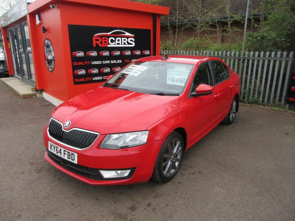 Skoda Octavia Hatchback 2.0 Tdi Elegance Euro 5 Ss 2014 Red #3