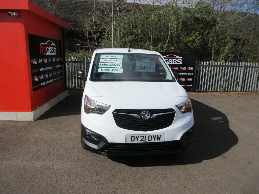 Vauxhall Combo Panel Van 1.5 Turbo D 2300 Edition L2 H1 Euro White
