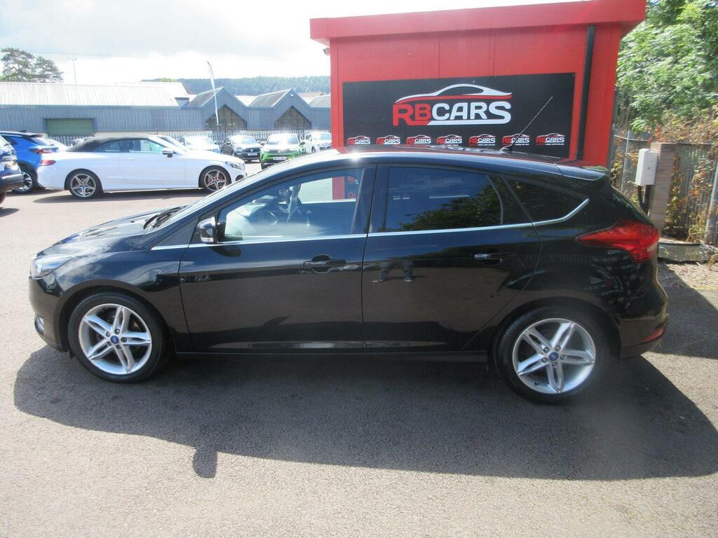Ford Focus Hatchback 1.5 Tdci Titanium Euro 6 Ss 2015 WO15NBG Black #4