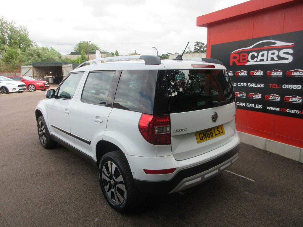 Skoda Yeti Suv 1.4 Tsi Laurin Klement Outdoor 4Wd Euro 6 S White #5