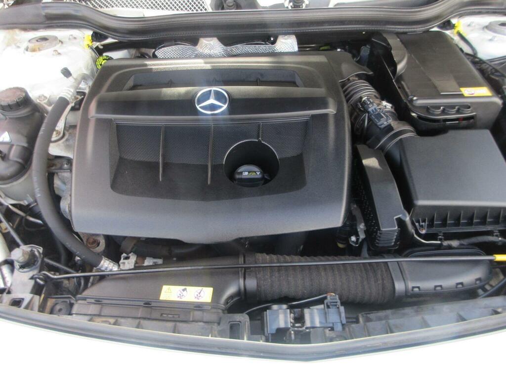 Mercedes-Benz A Class A200 Cdi White #47
