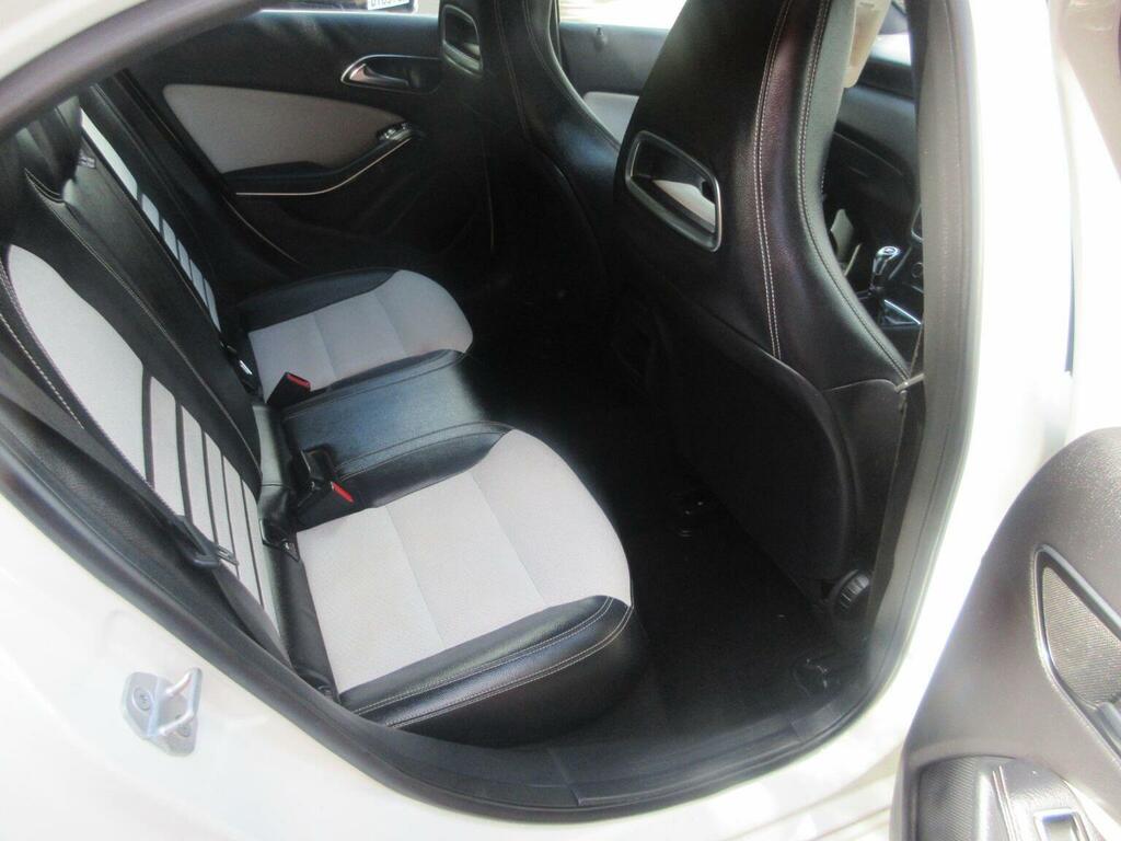 Mercedes-Benz A Class A200 Cdi White #18