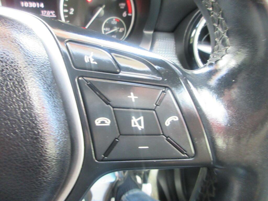 Mercedes-Benz A Class A200 Cdi White #17