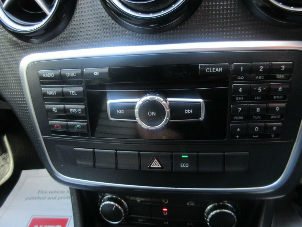 Mercedes-Benz A Class A200 Cdi White #12