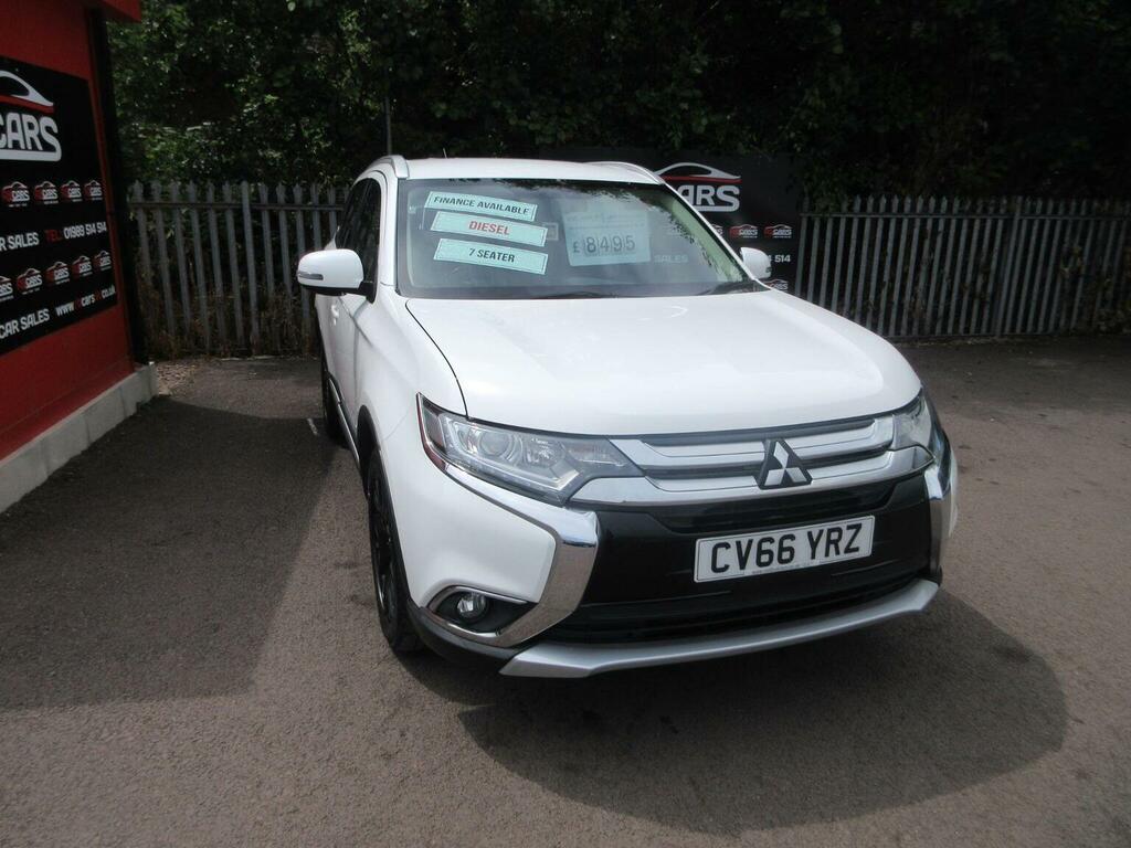 Mitsubishi Outlander Suv 2.2 Di-d Gx3 4Wd Euro 6 Ss 201666 White