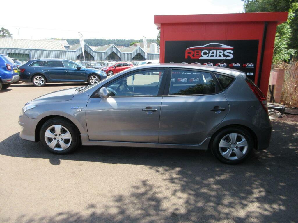 Hyundai I30 1.6 Crdi Classic Euro 4 Grey #4