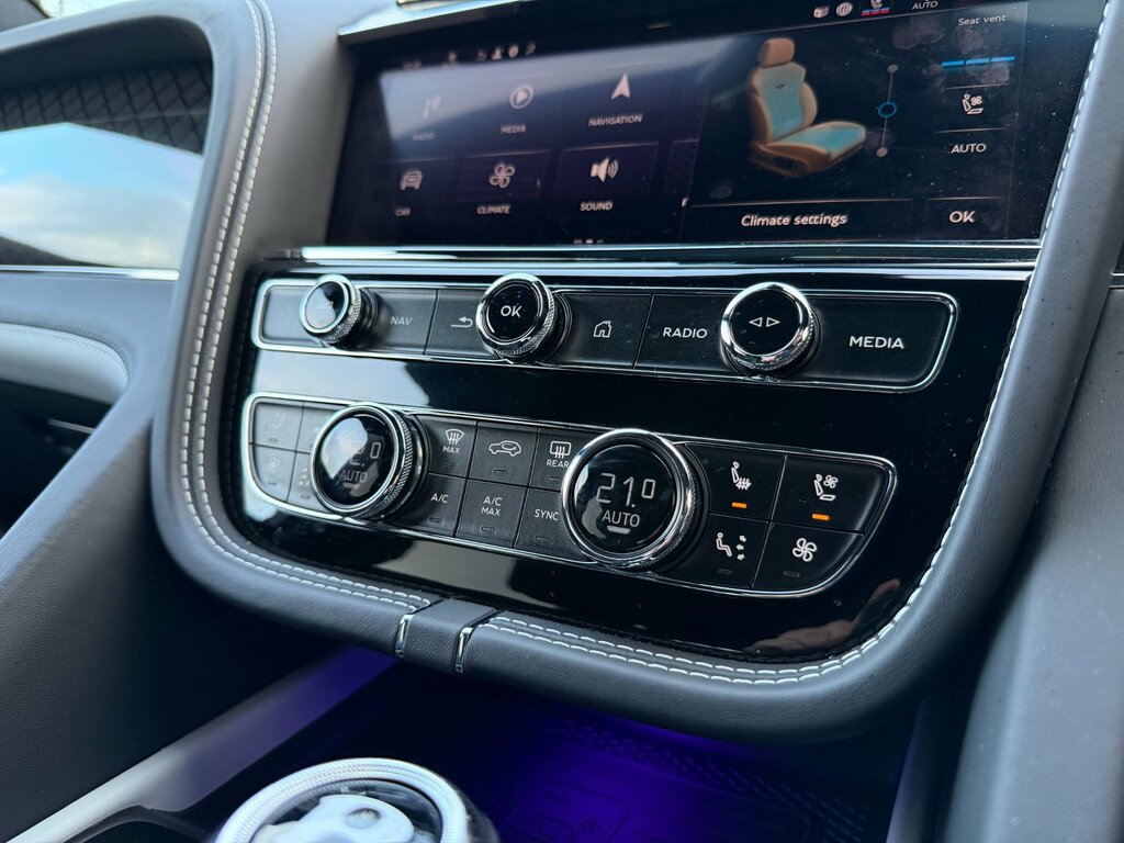 Bentley Bentayga Mulliner Ewb Grey #26