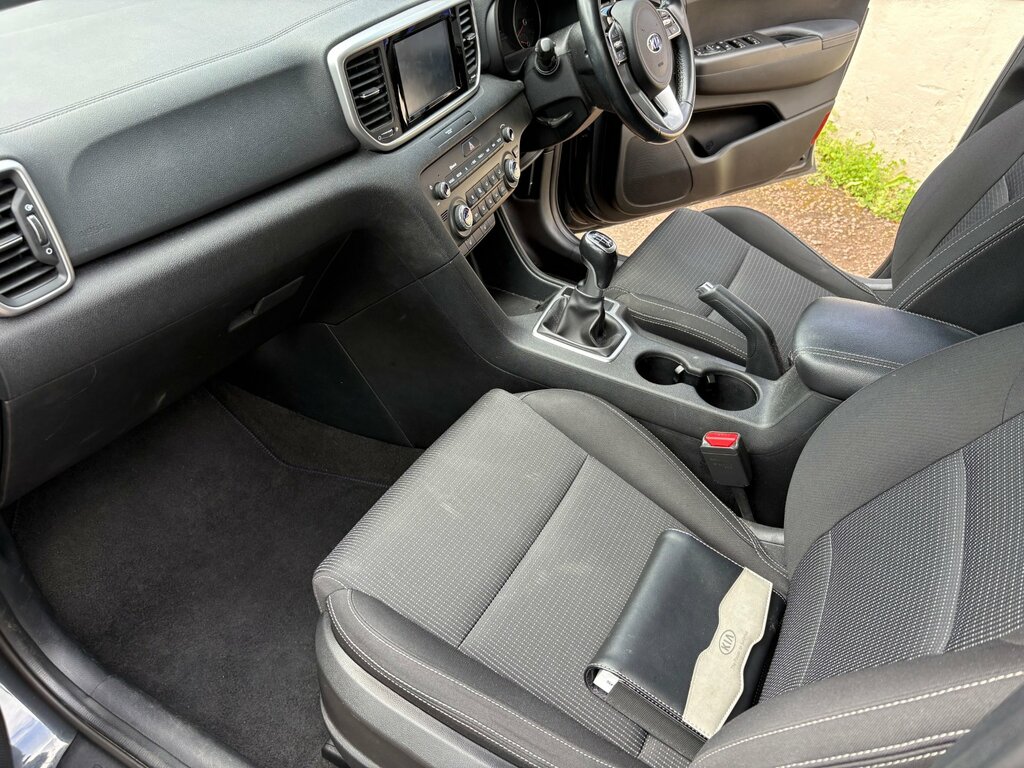 Kia Sportage 1.6 Gdi 2 Suv 130 Bhp - Low Miles CA19DHO Grey #6