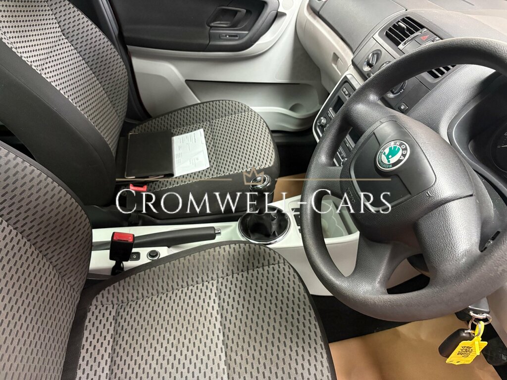 Skoda Roomster S Htp Silver #8