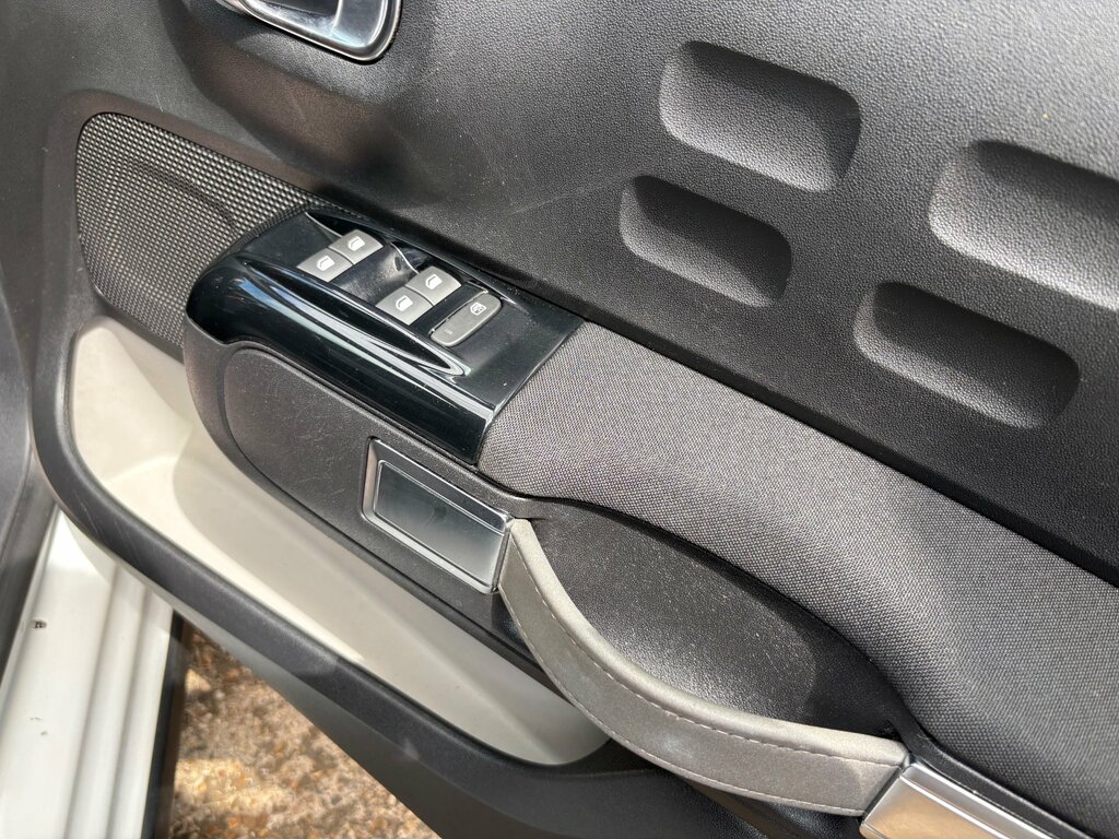 Citroen C3 Puretech Elle Black #11