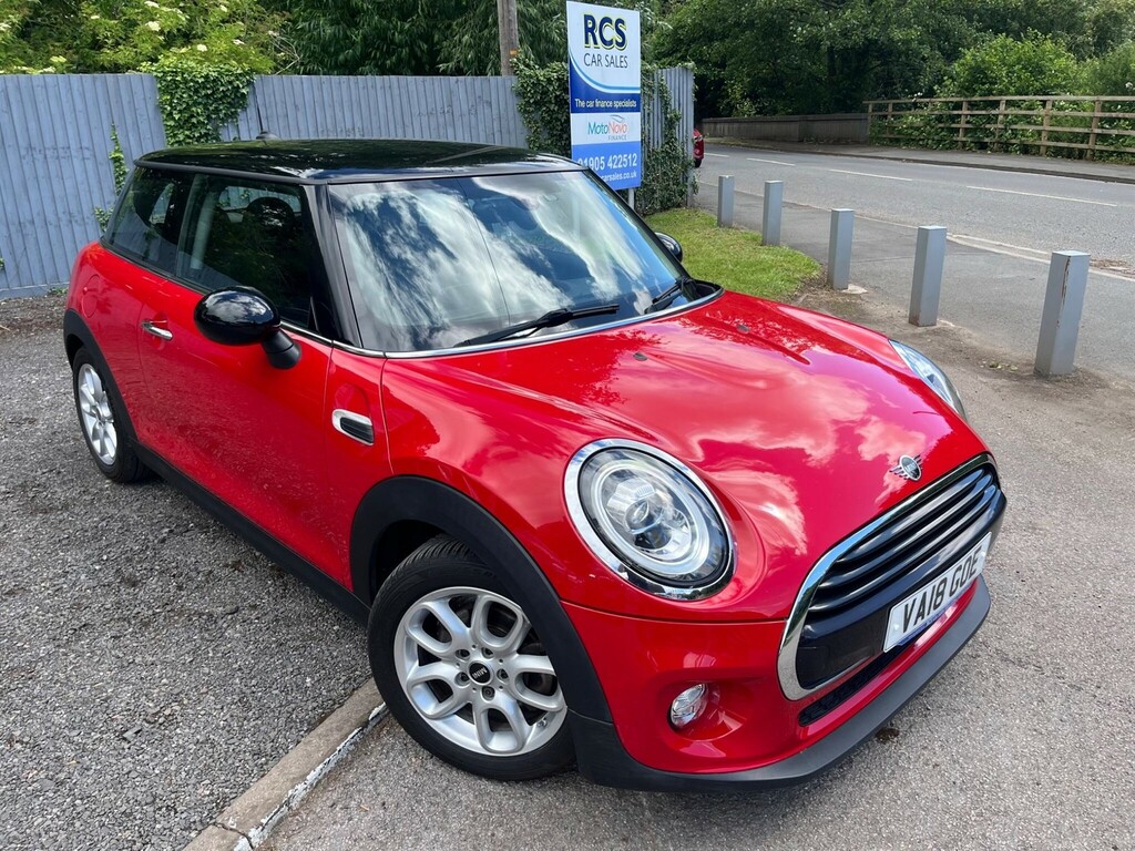 Mini Hatch 1.5 Cooper Euro 6 Ss VA18GOE Red