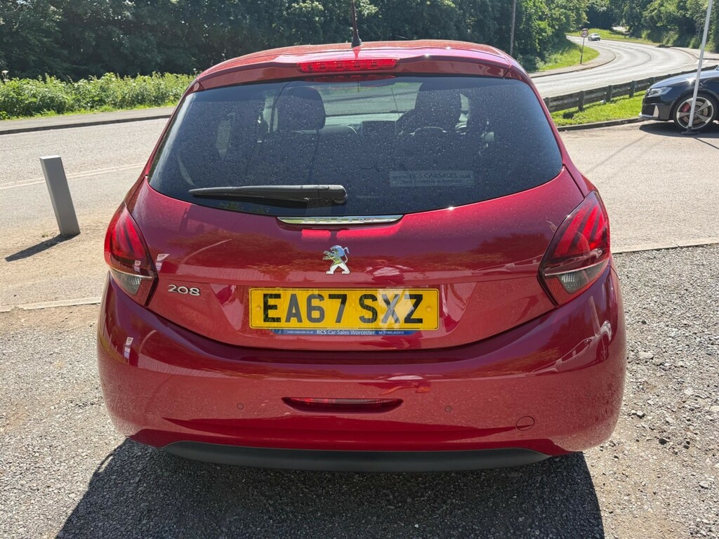 Peugeot 208 1.2 Puretech Allure Eat Euro 6 Ss EA67SXZ Red #4