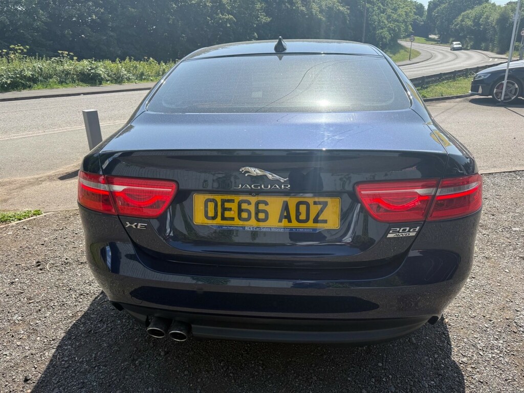 Jaguar XE 2.0D Portfolio Awd Euro 6 Ss OE66AOZ Blue #4
