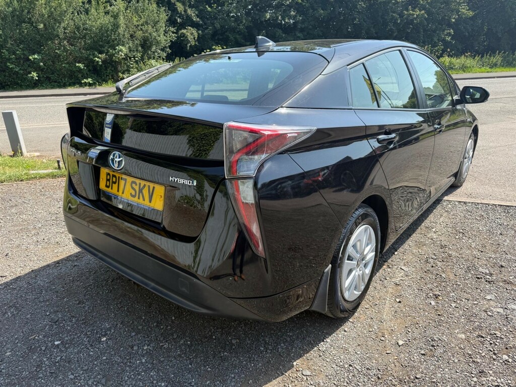 Toyota Prius 1.8 Vvt-h Business Edition Cvt Euro 6 Ss Black #3