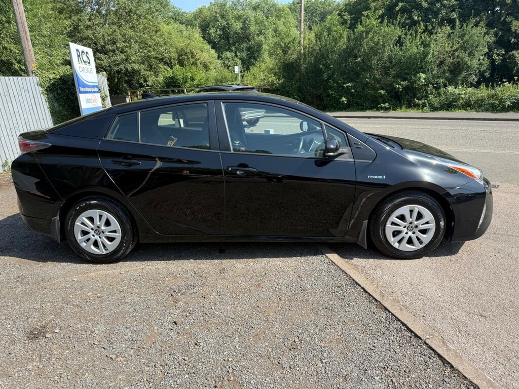 Toyota Prius 1.8 Vvt-h Business Edition Cvt Euro 6 Ss Black #2