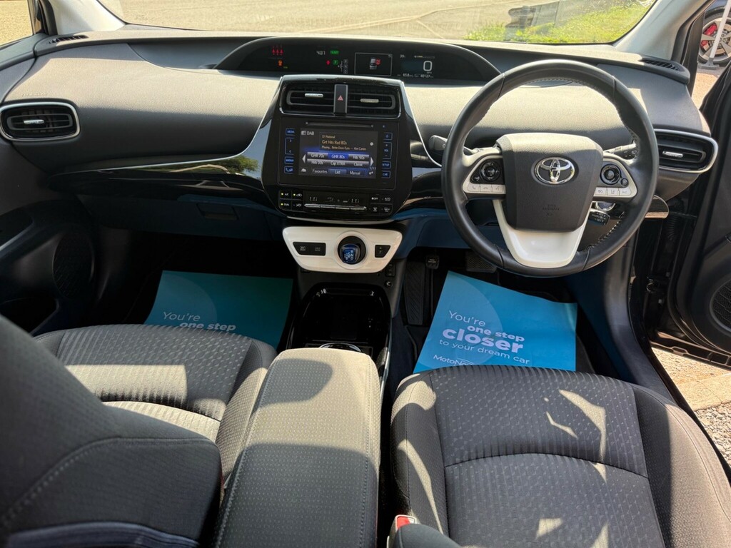 Toyota Prius Vvt-i Active Silver #11