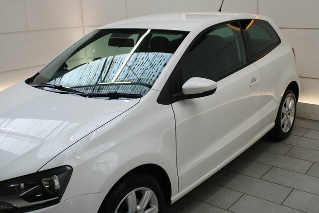 Volkswagen Polo Hatchback FD12FOK White #4
