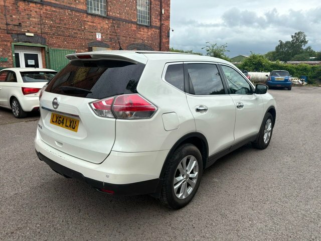 Nissan X-Trail Suv White #2