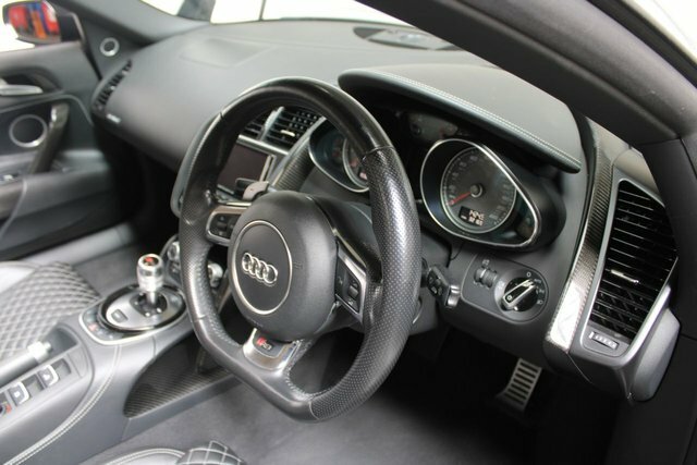 Audi R8 4.2L Null Blue #33