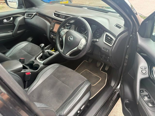 Nissan Qashqai Suv VN17NSU Black #5
