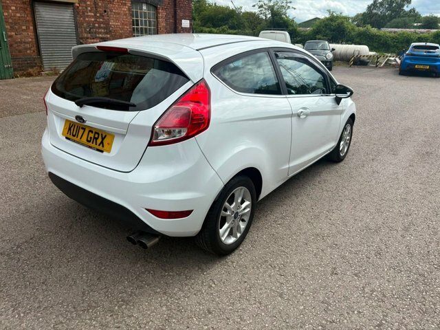 Ford Fiesta Hatchback KU17GRX White #4