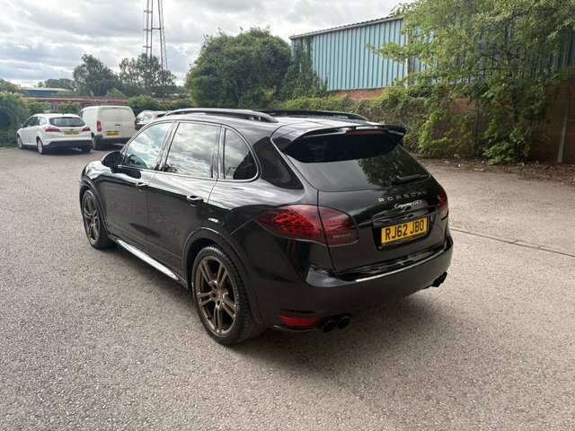 Porsche Cayenne Suv Black #3