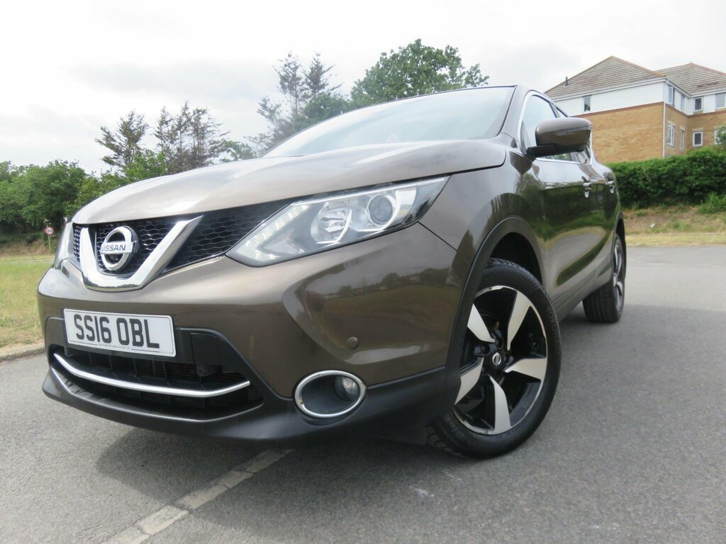 Nissan Qashqai 1.2 Dig-t N-connecta 2Wd Euro 6 Ss SS16OBL Brown #2