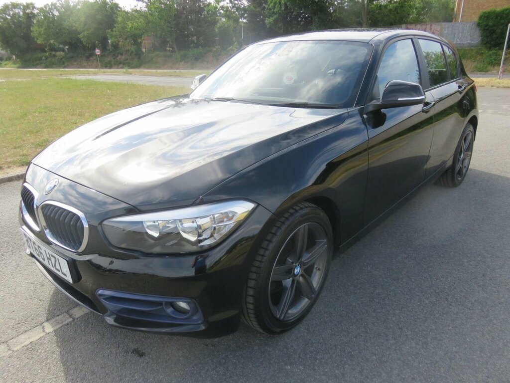 BMW 1 Series 1.5 118I Sport Euro 6 Ss BT66HZL Black #3