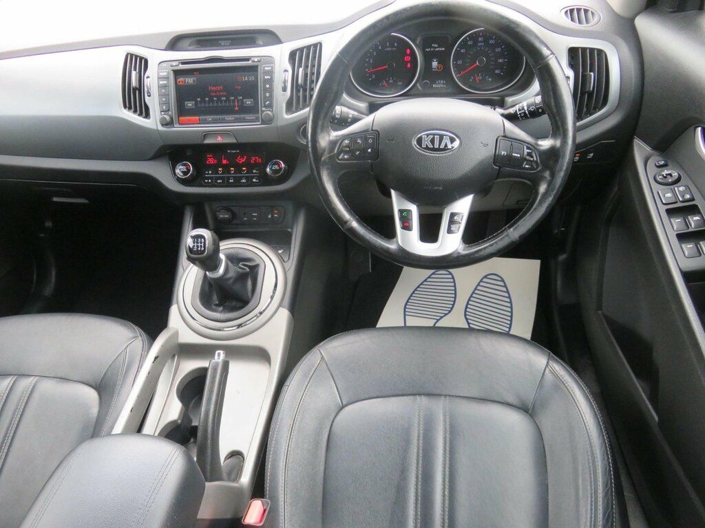 Kia Sportage 2 White #45
